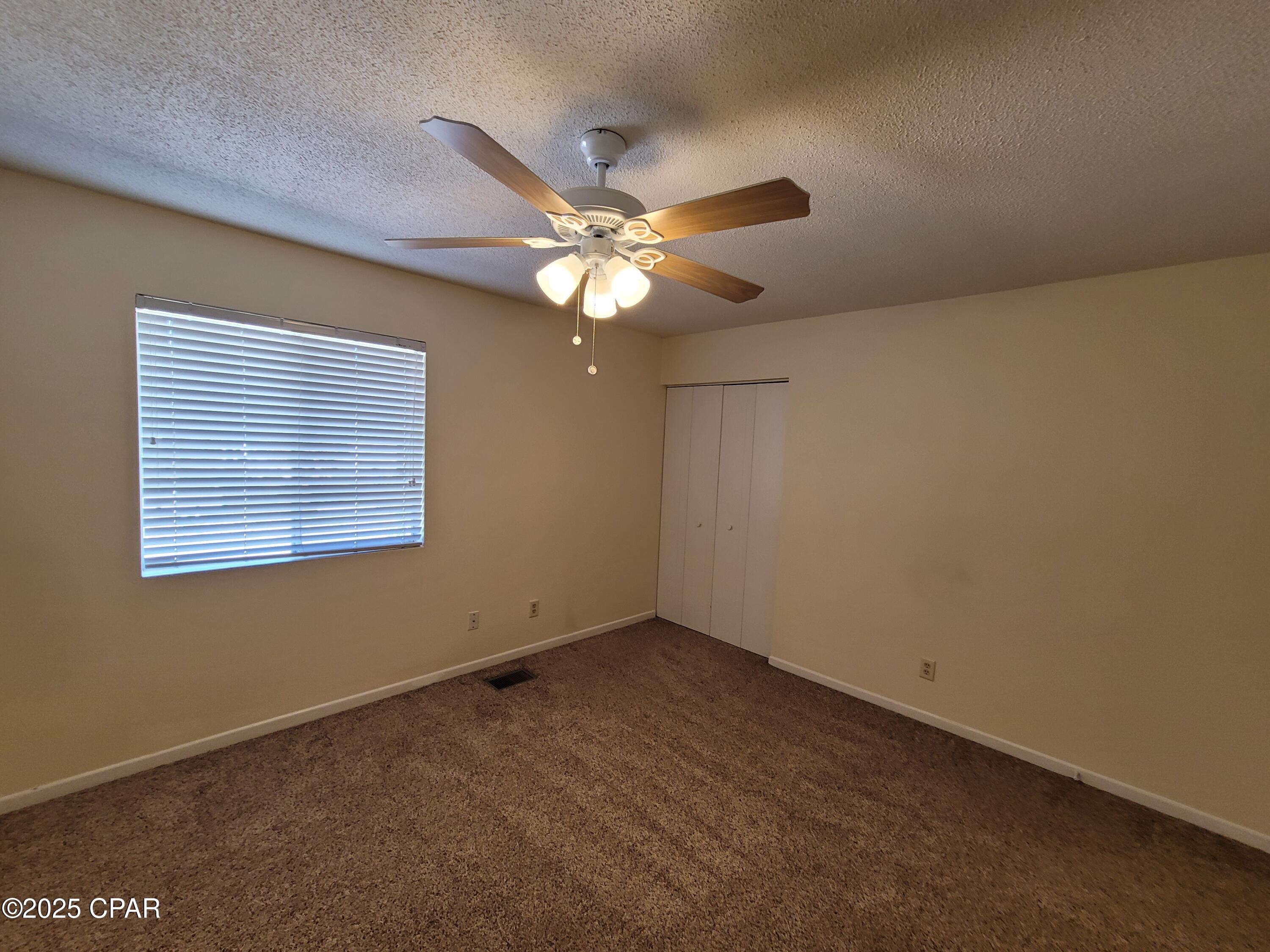 Image 6 For 1204 Drake Avenue B