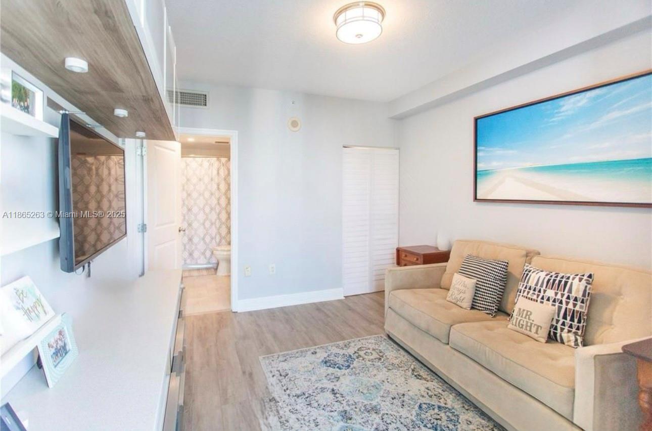 1250 S Miami Ave #3504, Miami FL 33130