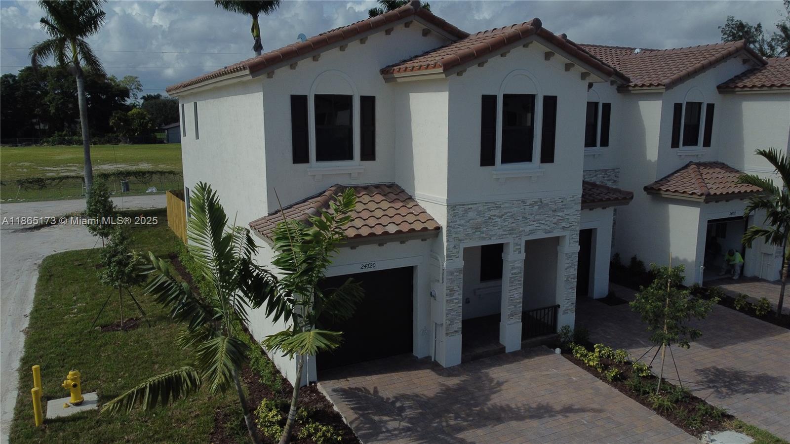 Property photo # 2