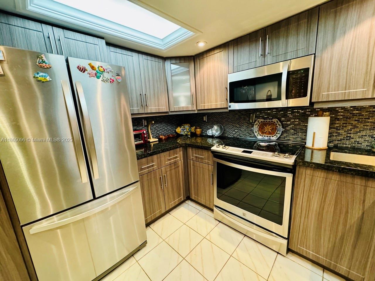 Property photo # 8
