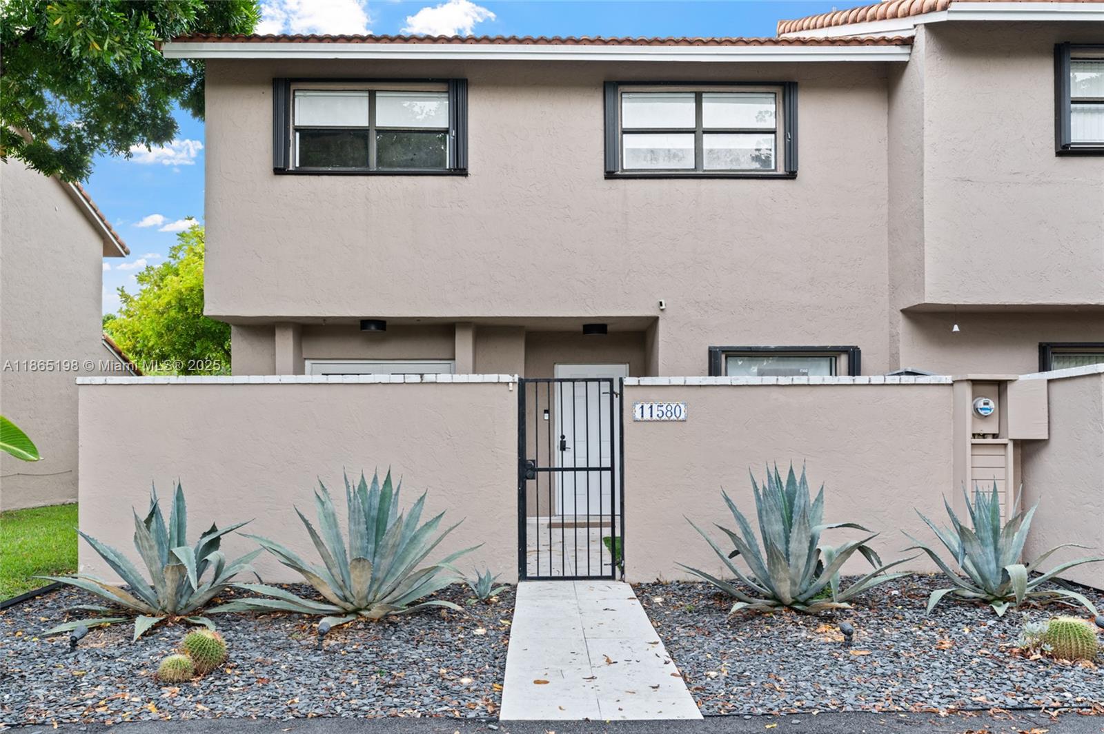 Property photo # 2