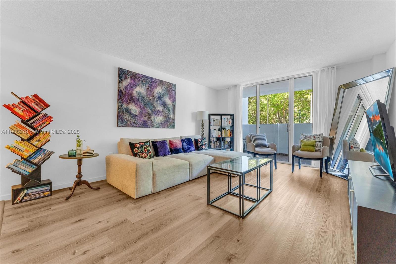 Property photo # 0