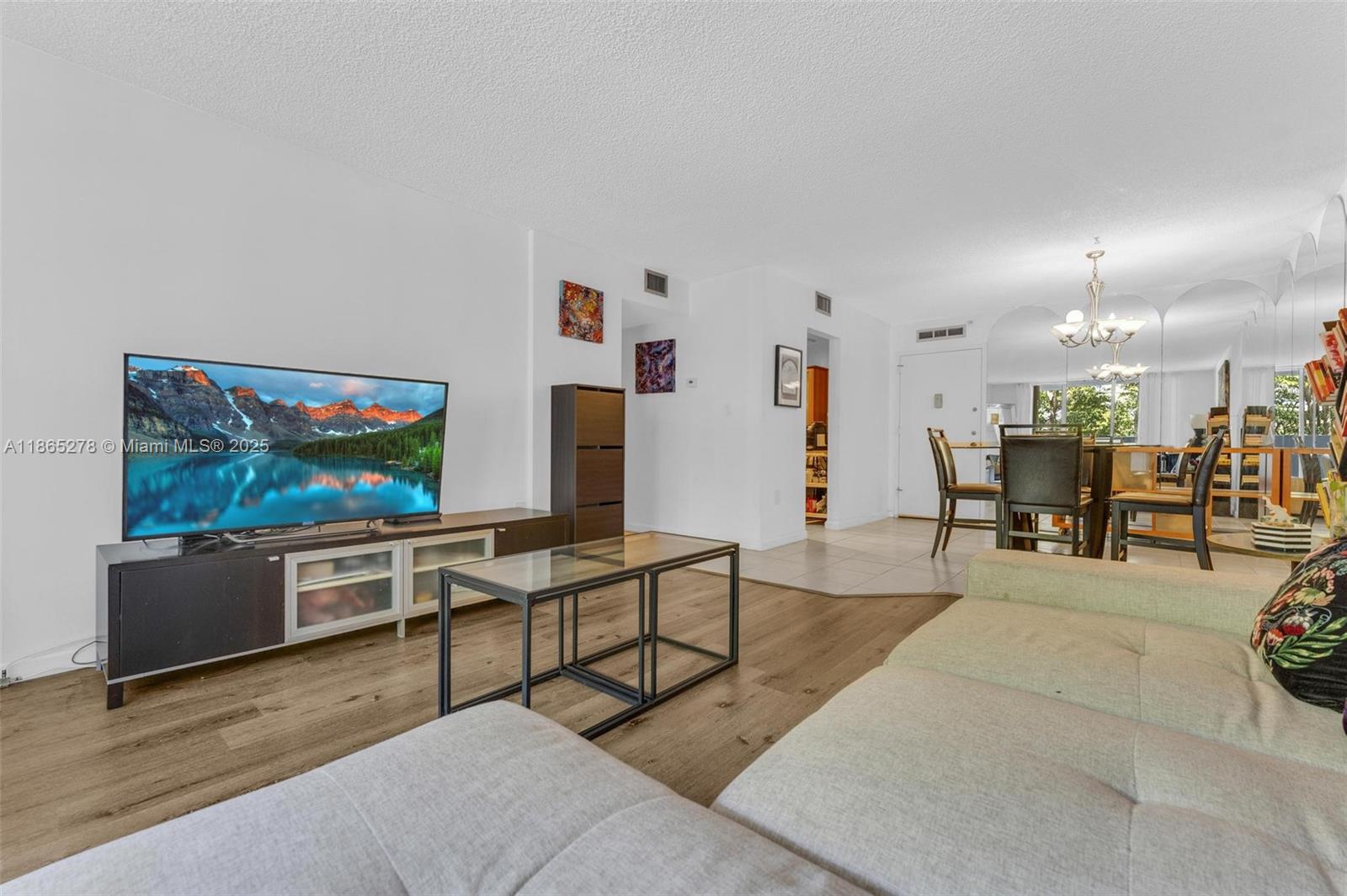 Property photo # 6