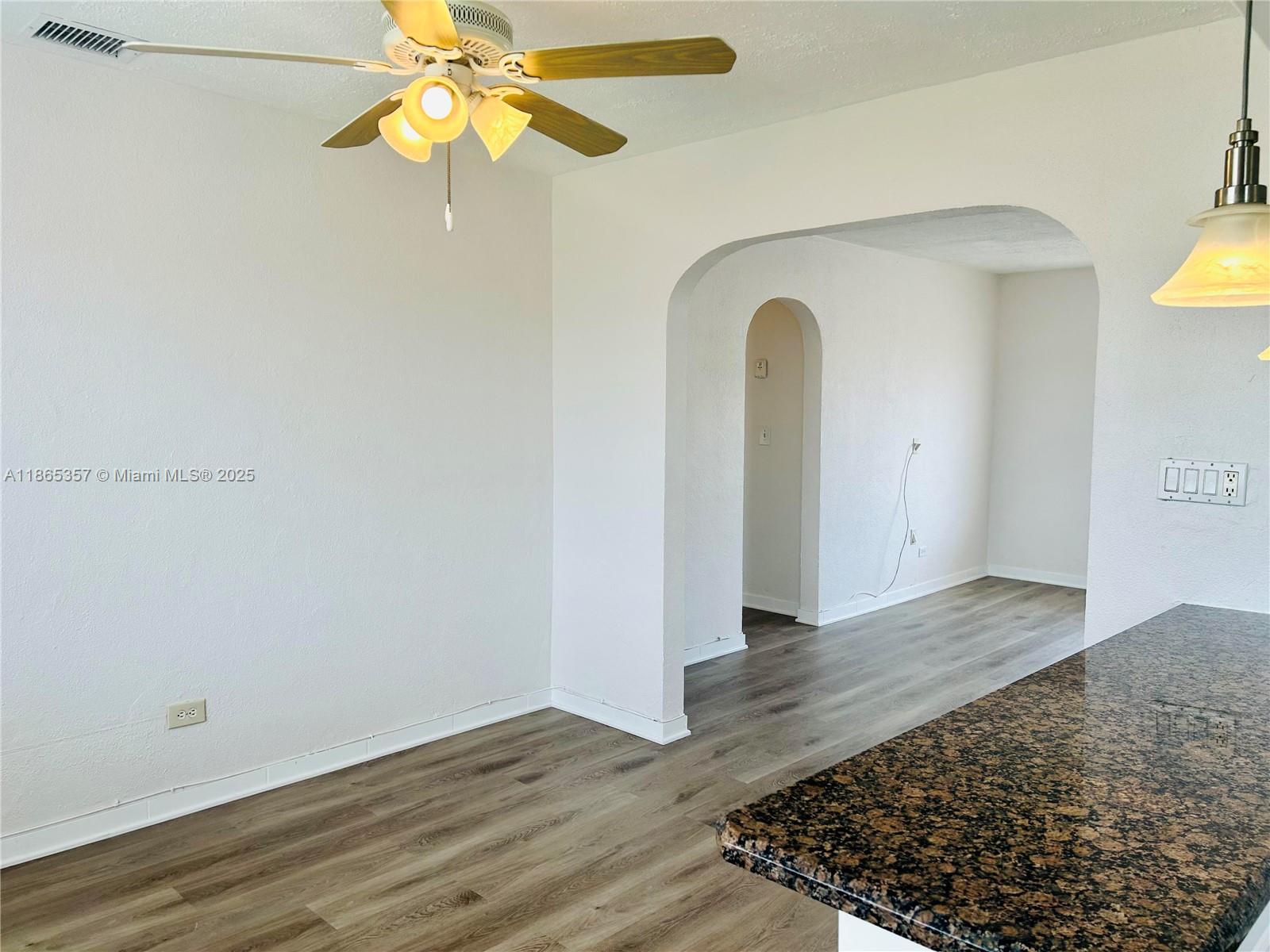 Property photo # 9