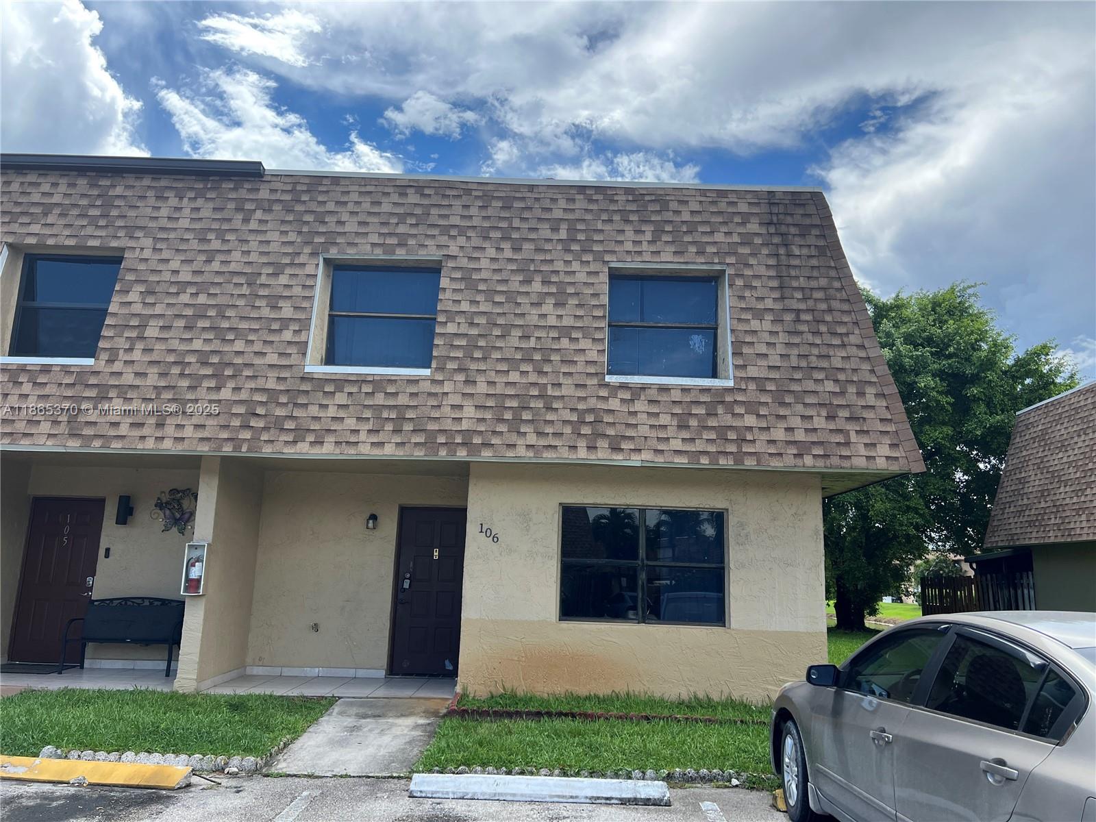 6640 24th Ct Unit 25-106, Hialeah, Florida 33016
