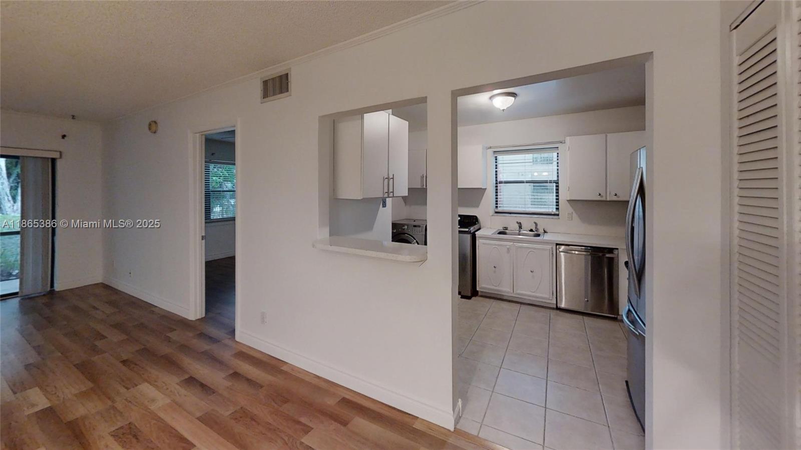 Property photo # 6
