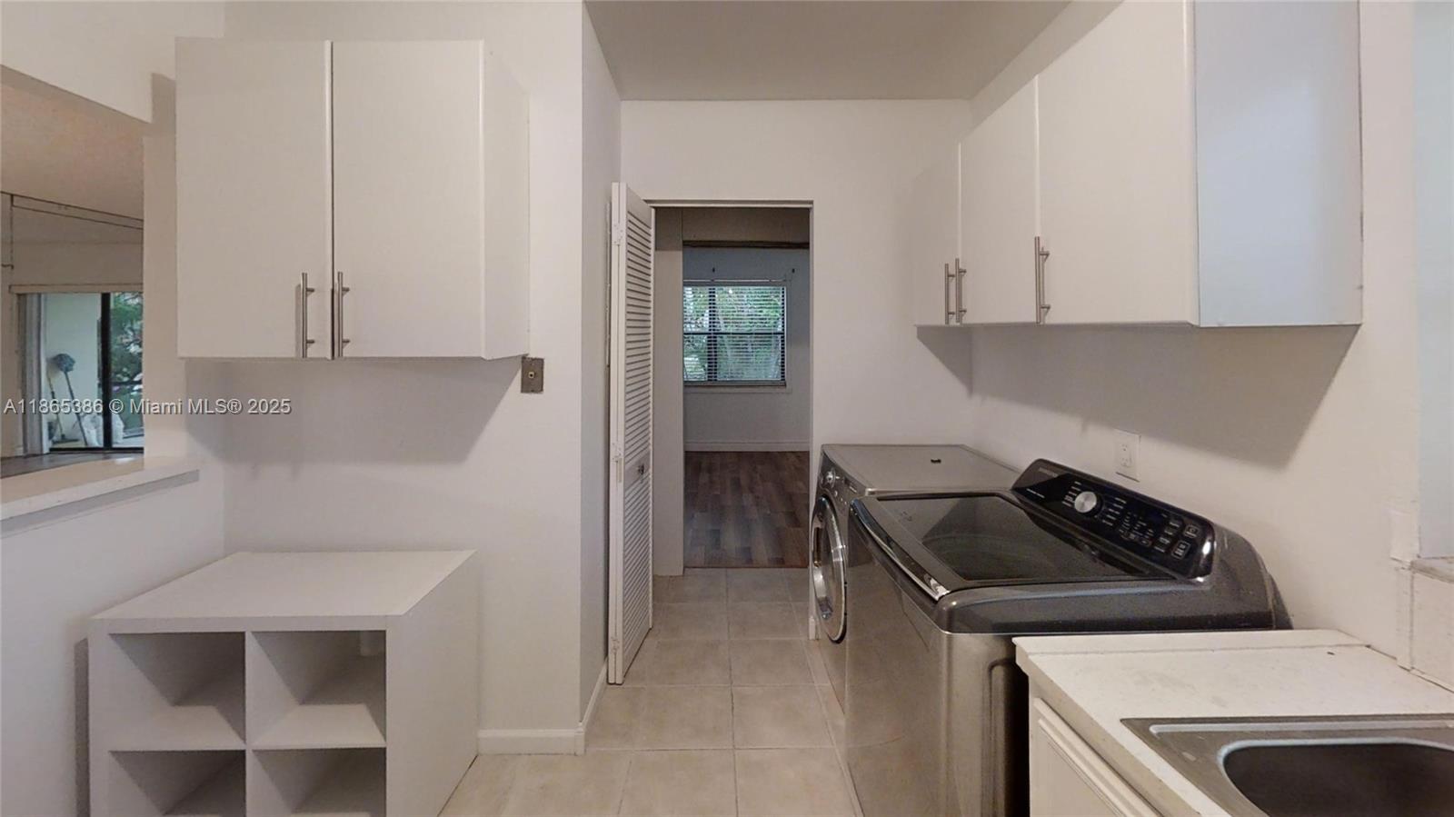 Property photo # 4