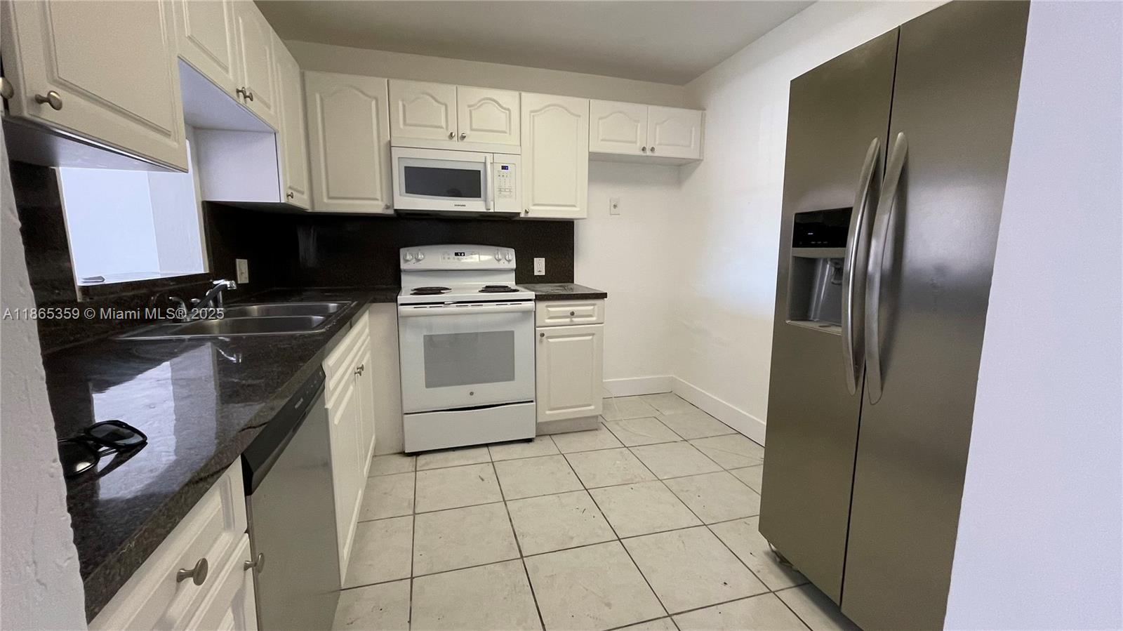 Property photo # 0