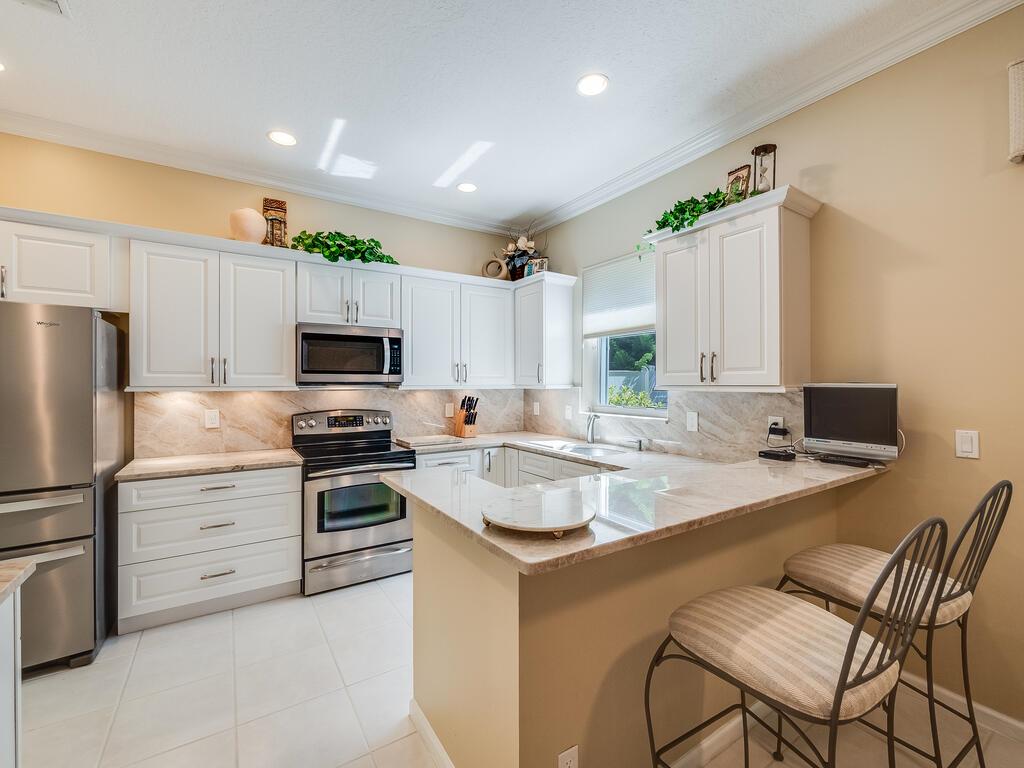 3770 Country Vista Way