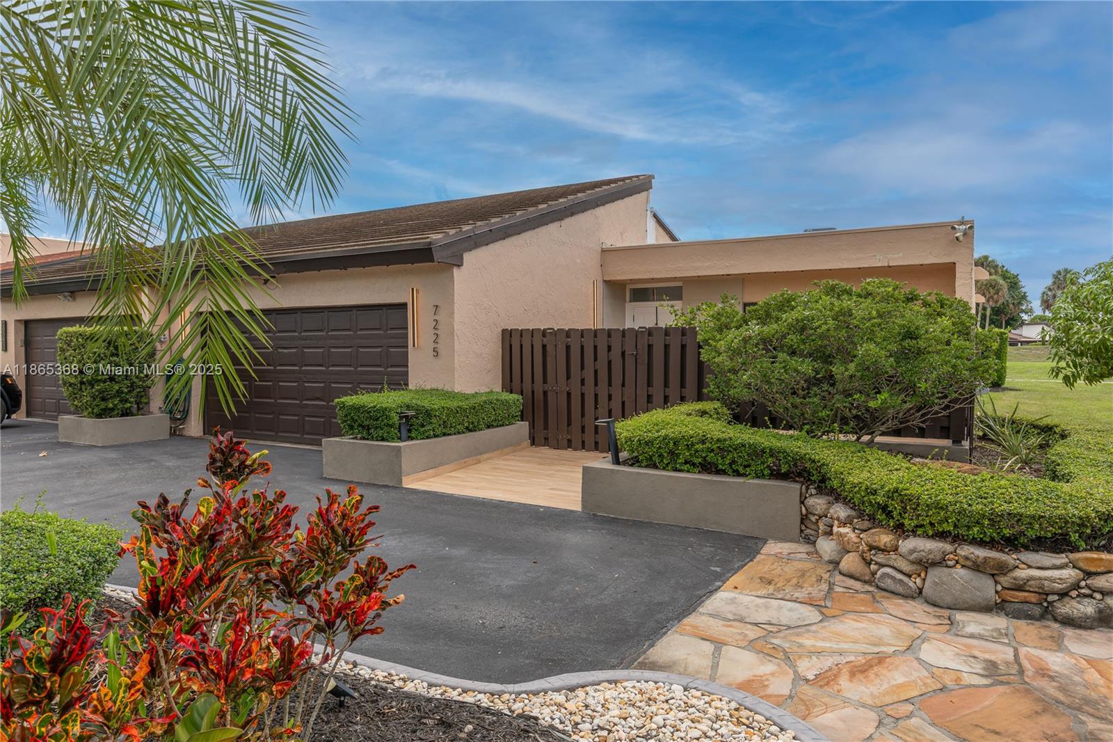Property photo # 7