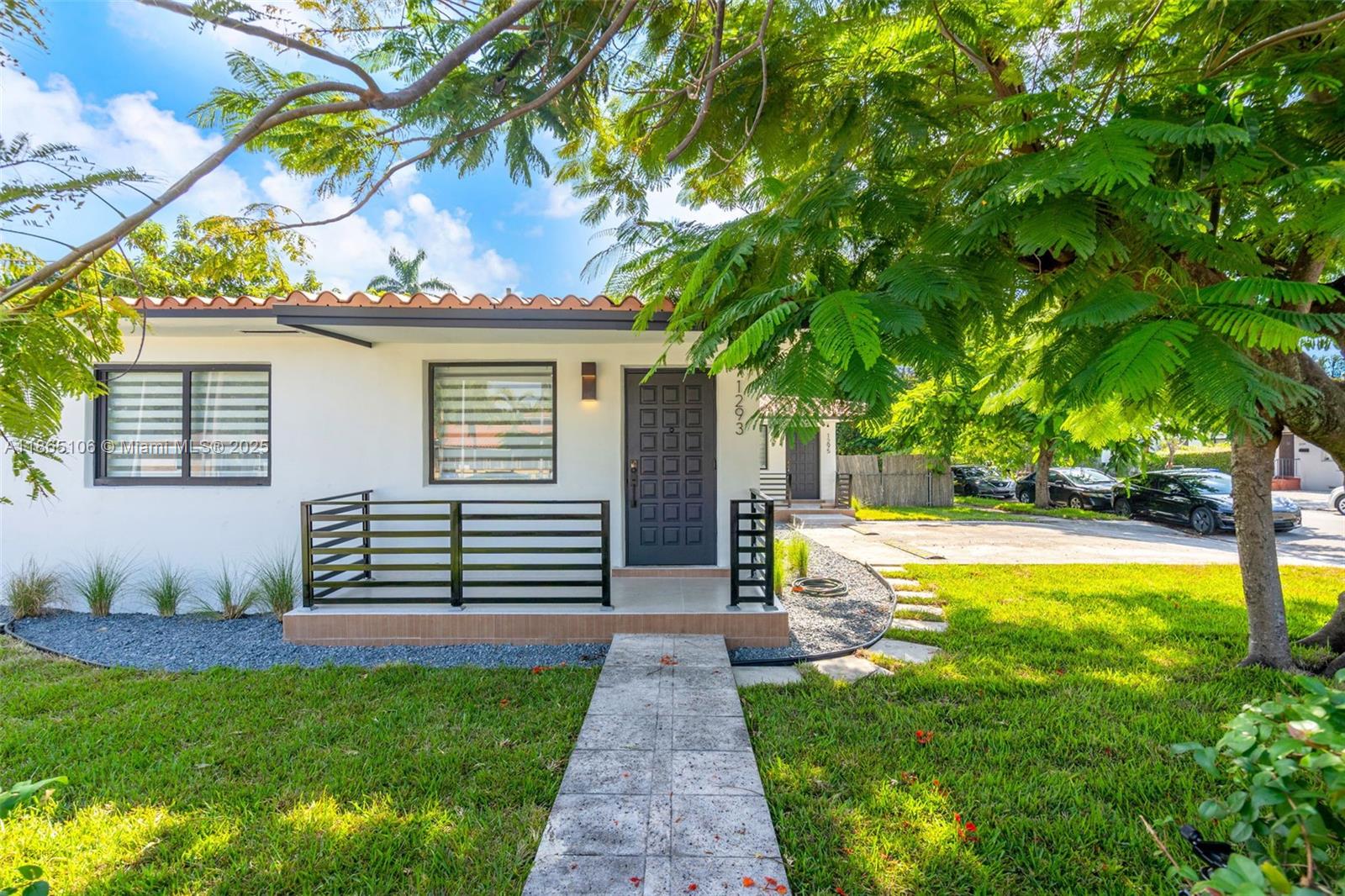 Property photo # 0