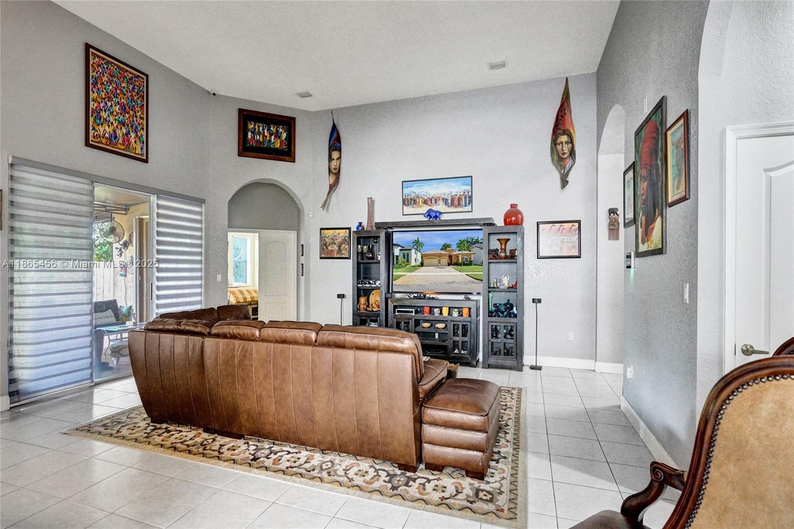 Property photo # 6