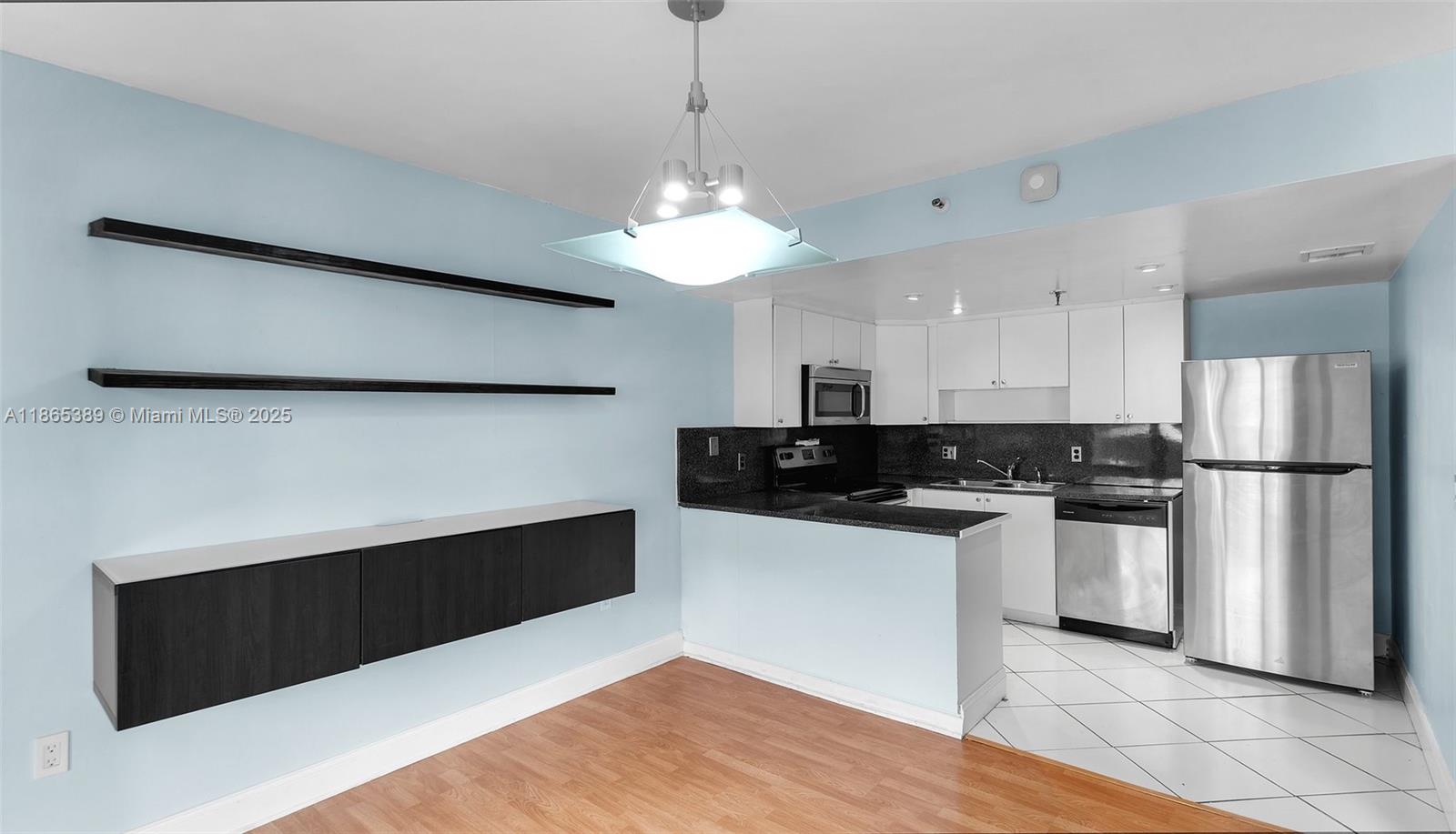 Property photo # 6