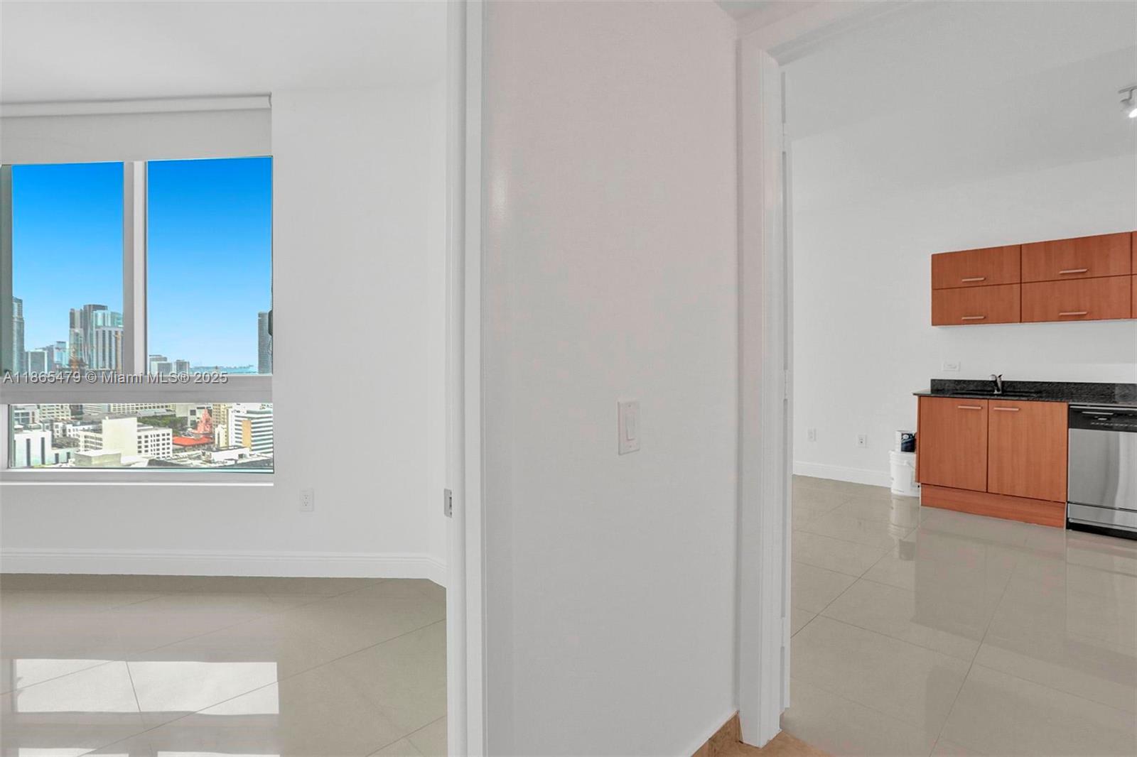 350 S Miami Ave #2911, Miami FL 33130