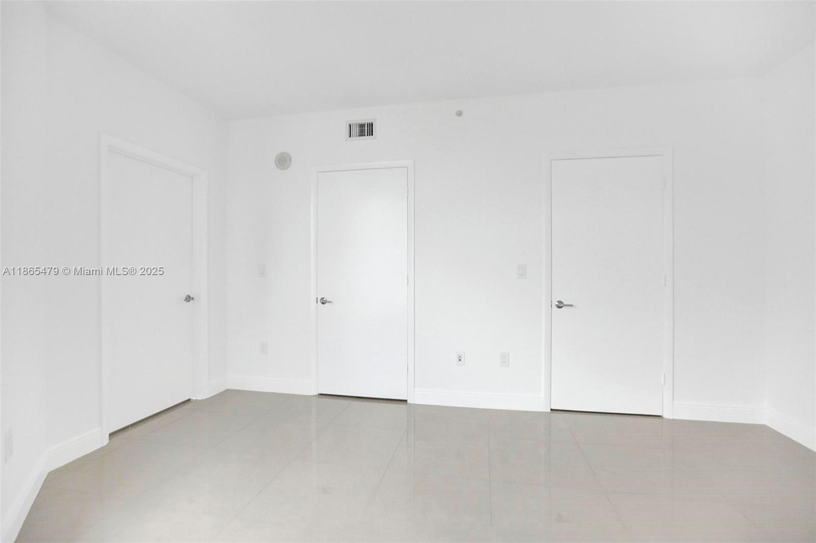 350 S Miami Ave #2911, Miami FL 33130