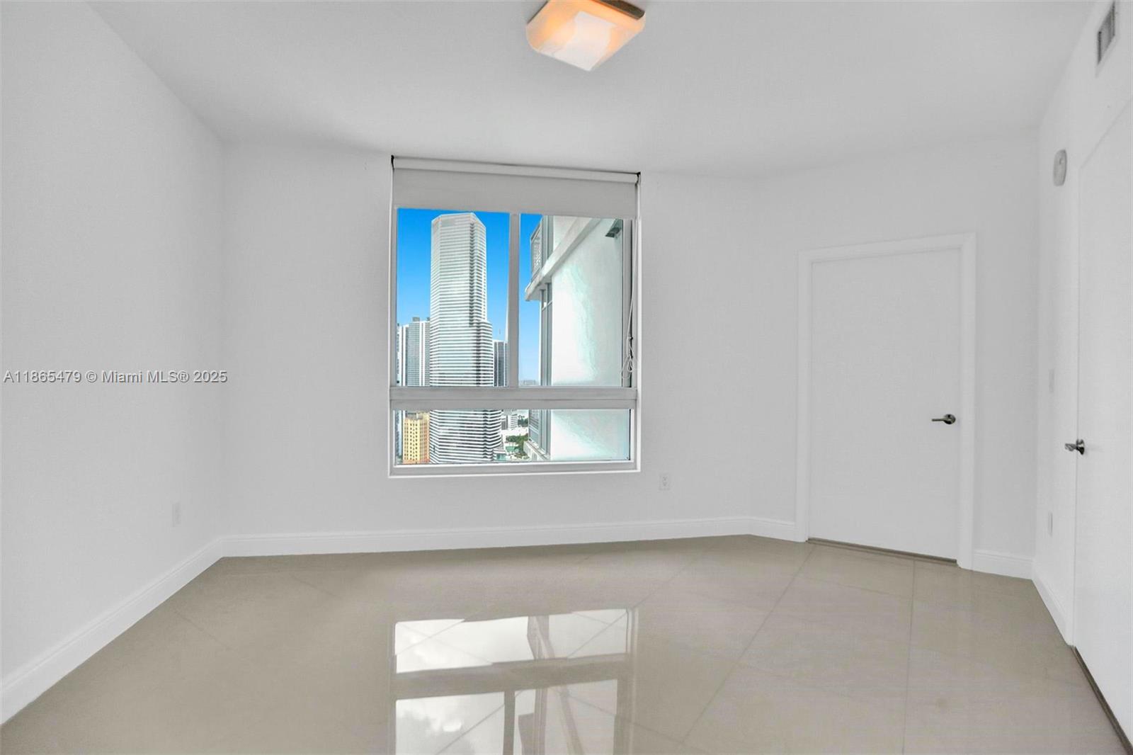 350 S Miami Ave #2911, Miami FL 33130