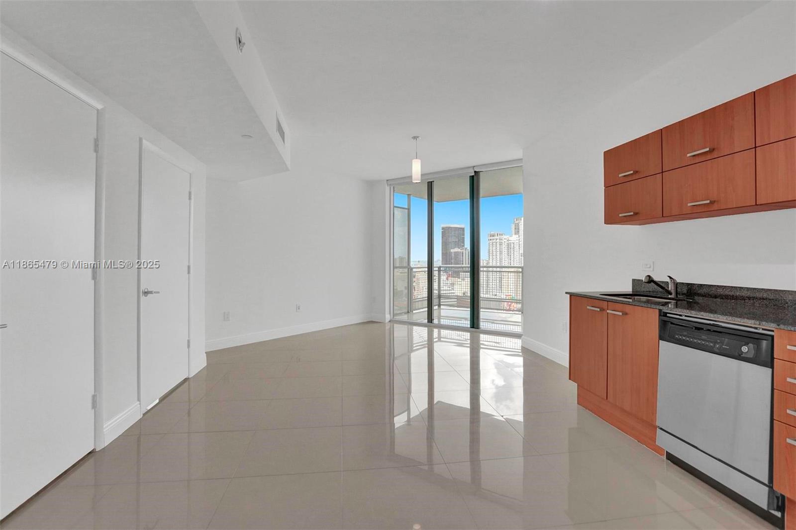 350 S Miami Ave #2911, Miami FL 33130