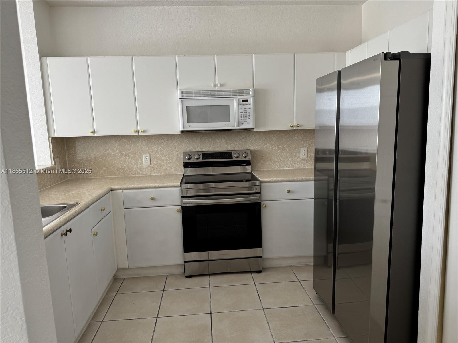 Property photo # 9