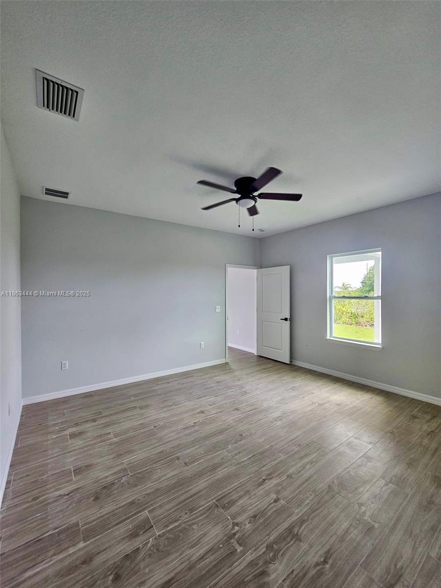 Property photo # 7