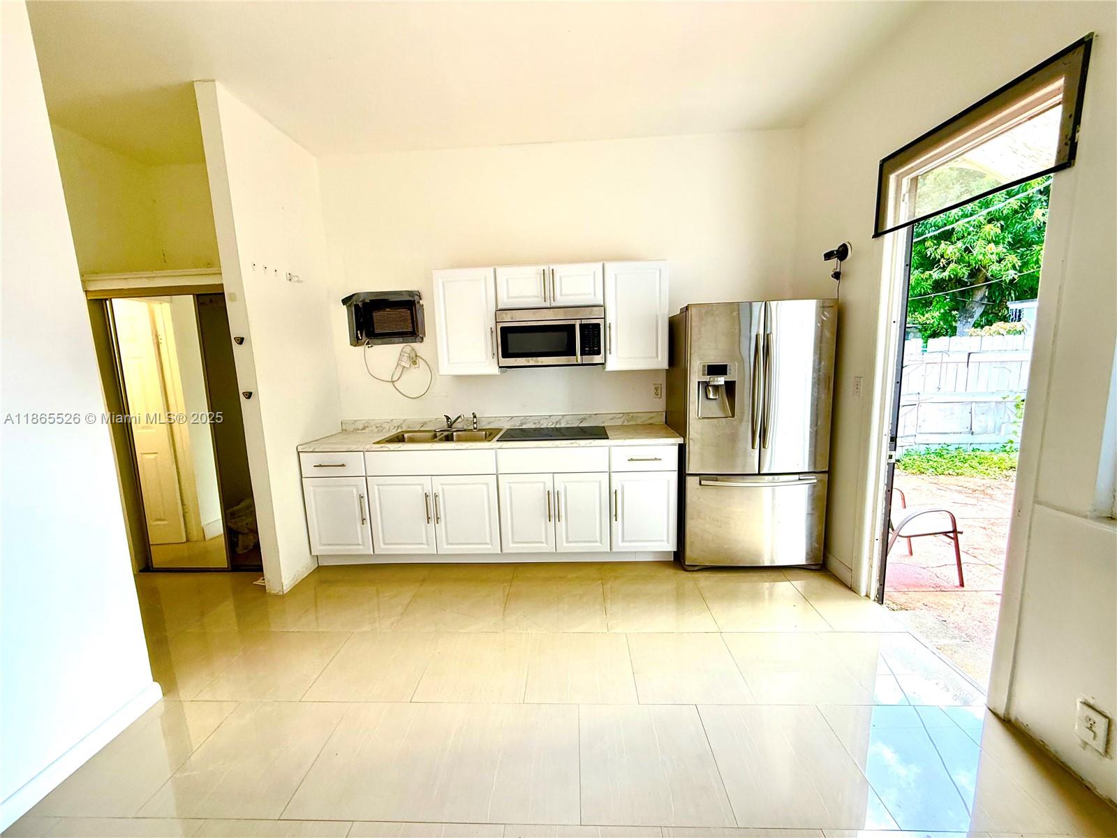 Property photo # 0