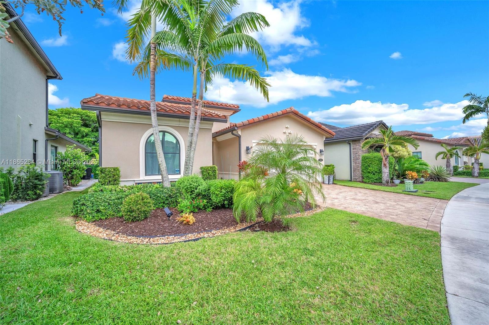 Property photo # 4