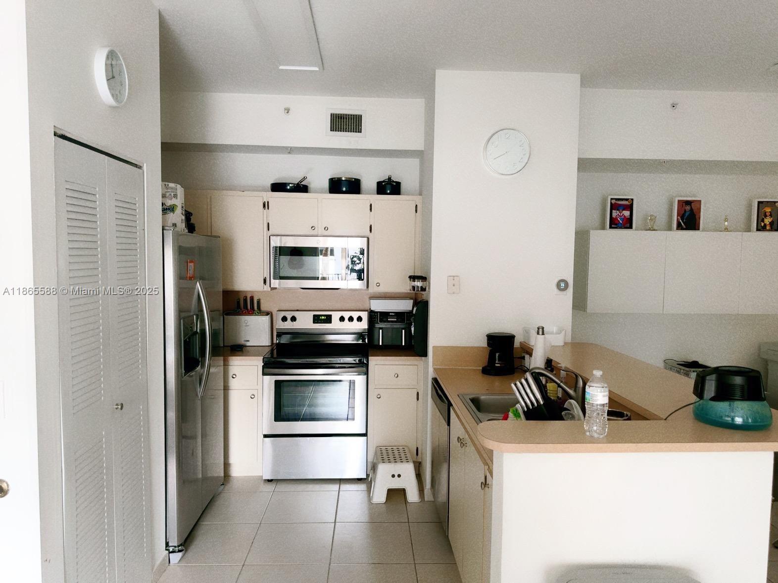 Property photo # 6