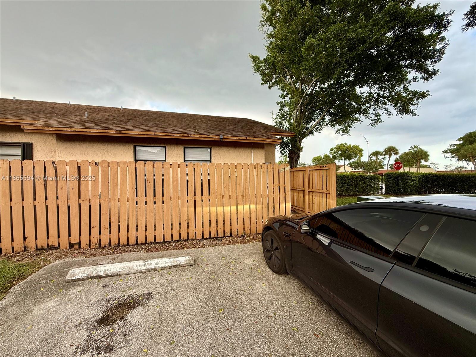 Property photo # 0