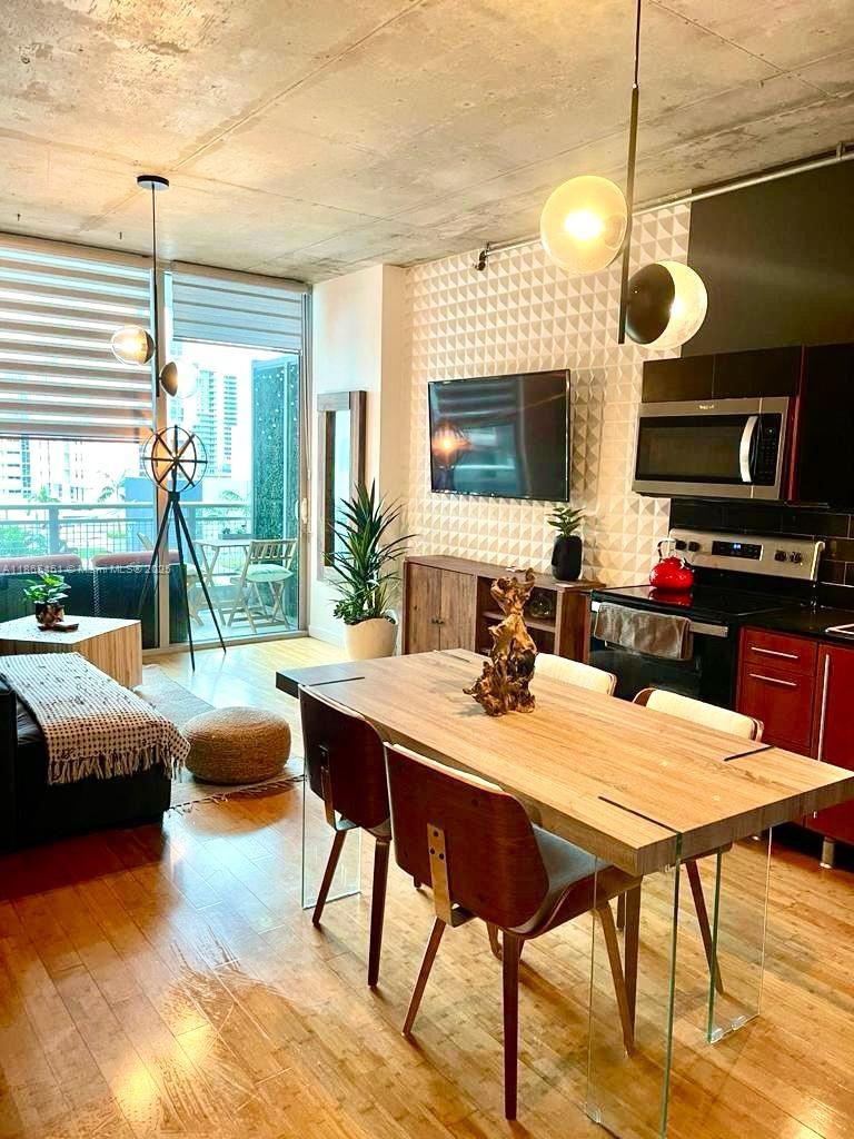 Property photo # 6
