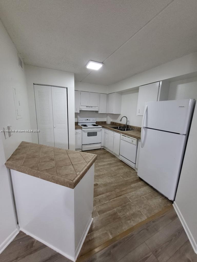 Property photo # 3