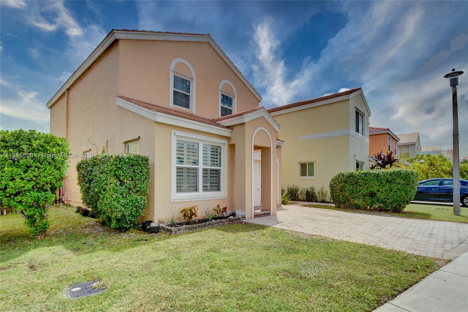 Property photo # 1