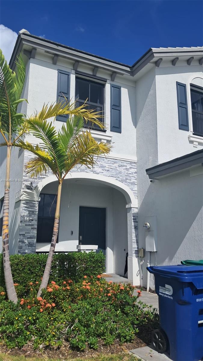 Beautiful 2-story townhouse for rent in a desirable gated community in Homestead, facing the large community park w/no homes in front. This home offers 3 bedrms/2 full baths upstairs, half bath downstairs, a 1-car garage,  a private fenced yard w/no neighbors on one side. Community amenities include a pool, clubhouse w/fitness center, kids’ playground, & plenty of green space. PETS welcomed with no SIZE restrictions. Originally purchased for the owner’s family. Available September 15th. Move-in requires first month’s rent and one month’s security deposit; qualified tenants may split the deposit into four payments. Proof of employment/income, no prior evictions, and association approval for all adults (including police clearance letter) required. Don’t miss this opportunity!