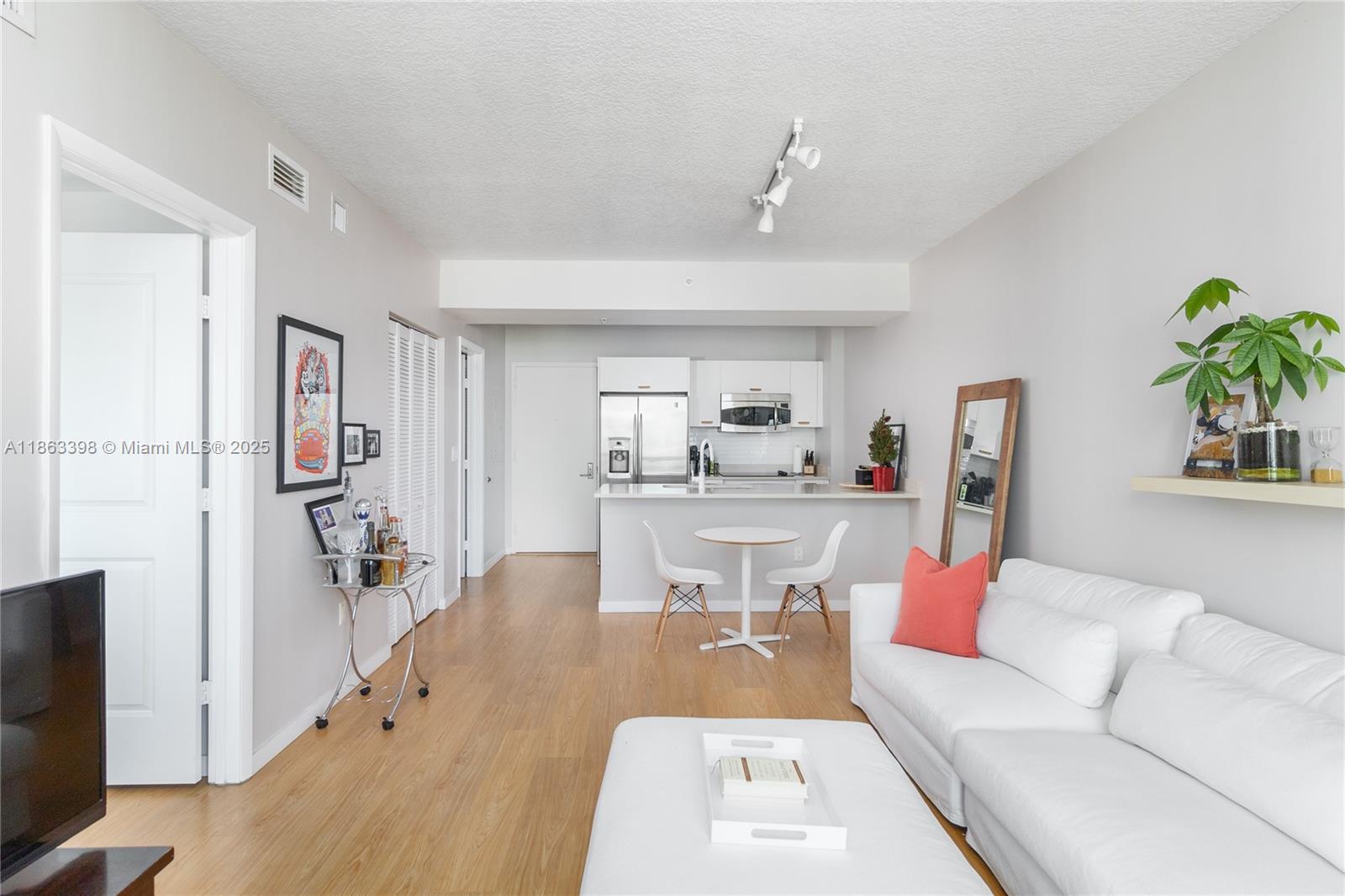 Property photo # 8