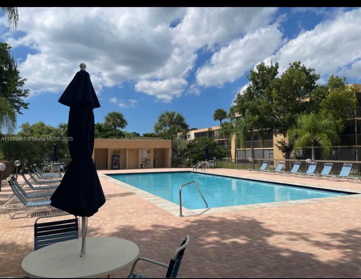Property photo # 6