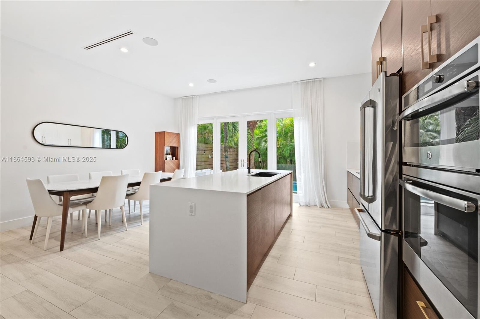 Property photo # 2