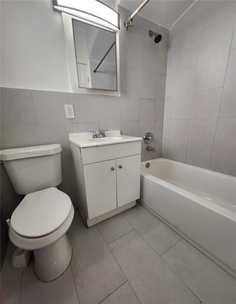 Property photo # 2
