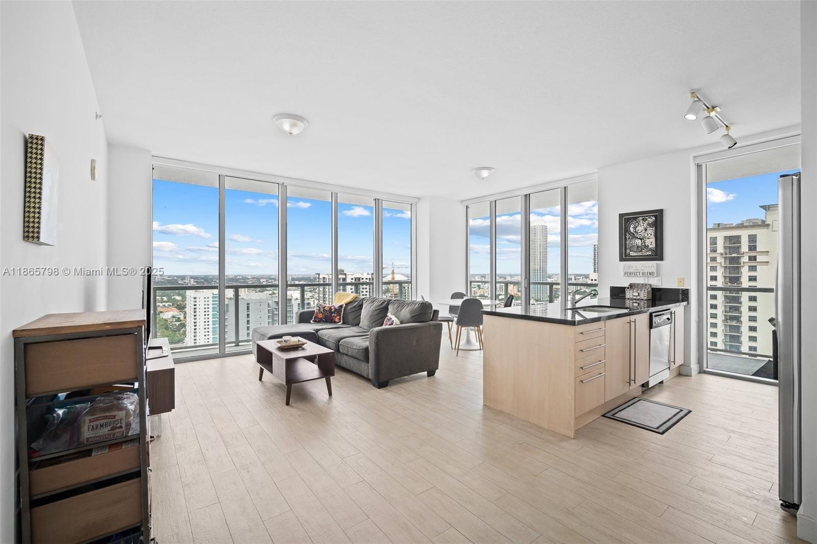 Property photo # 9