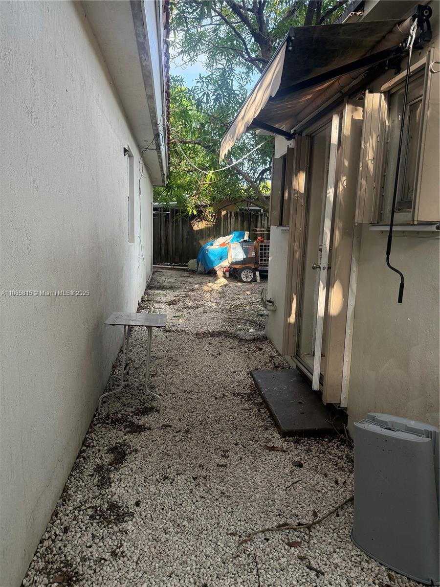 Property photo # 0