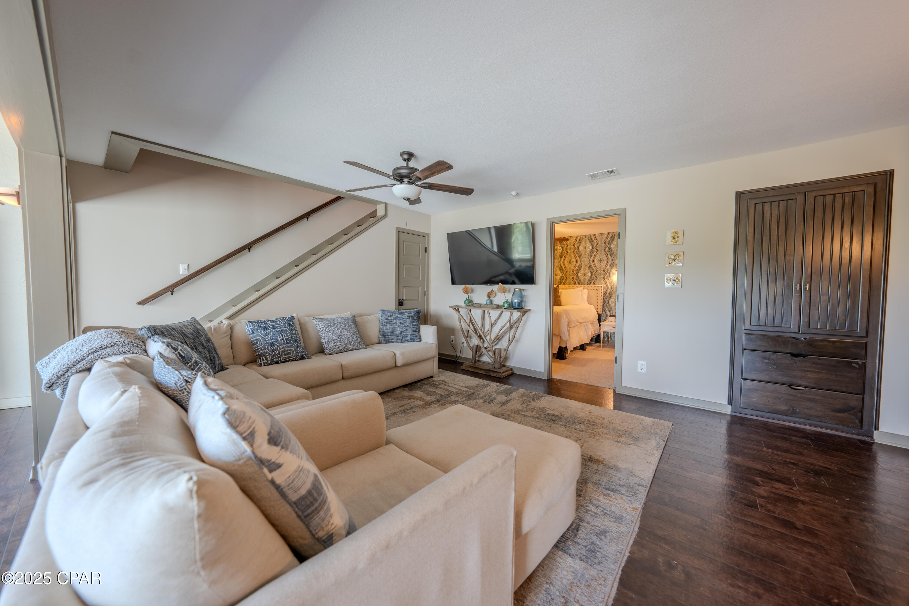 Uacr8qeysnxrki69ktktyamvb_1qunc6evslp_q8nqw