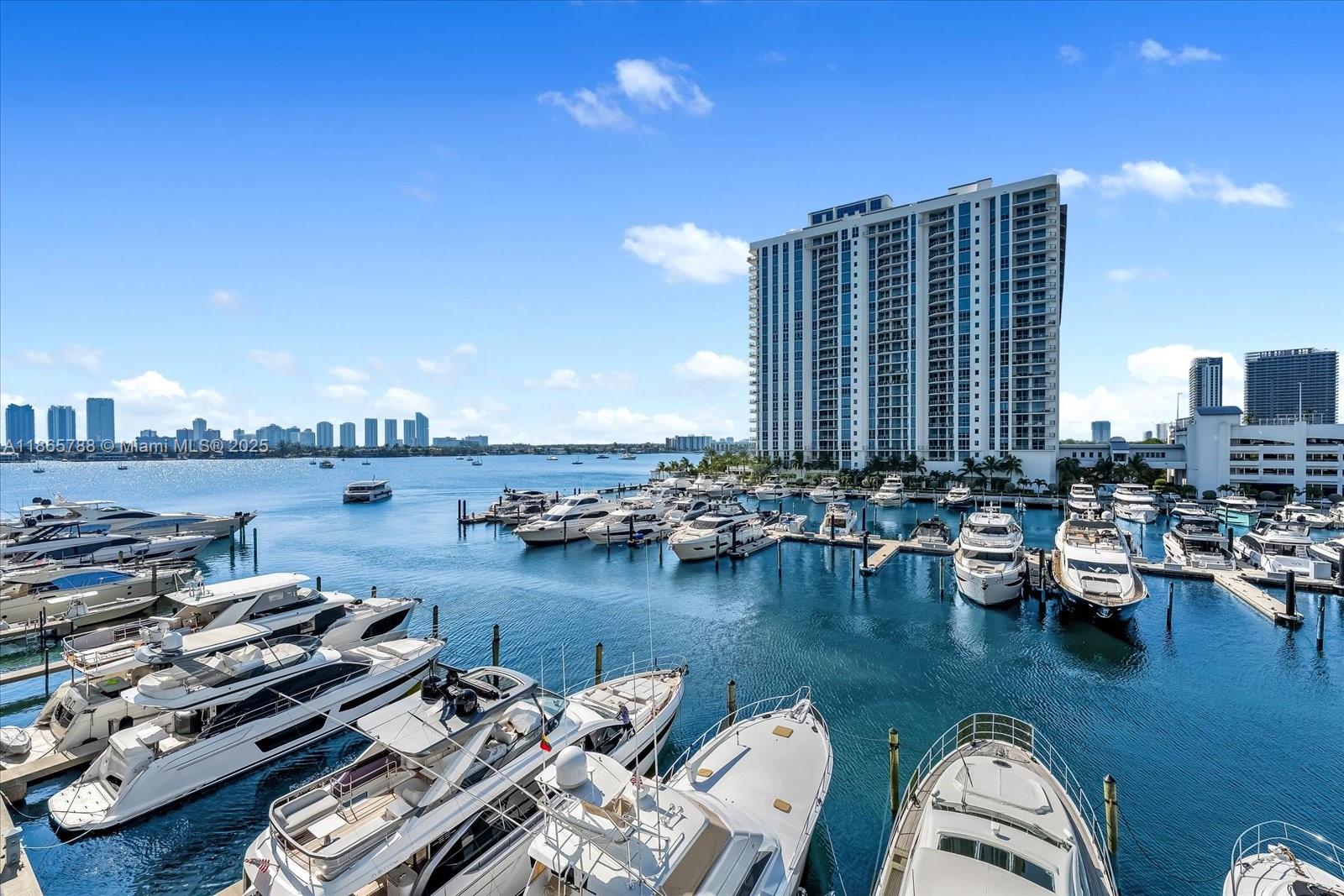 Condo for Sale in North Miami Beach, FL