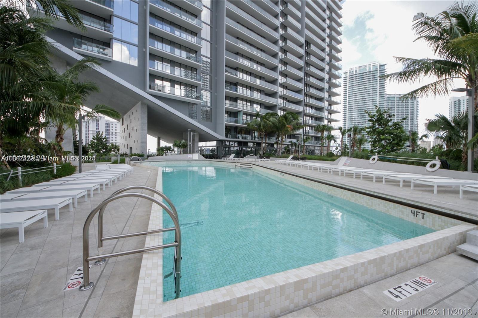 88 SW 7th St #2605, Miami FL 33130