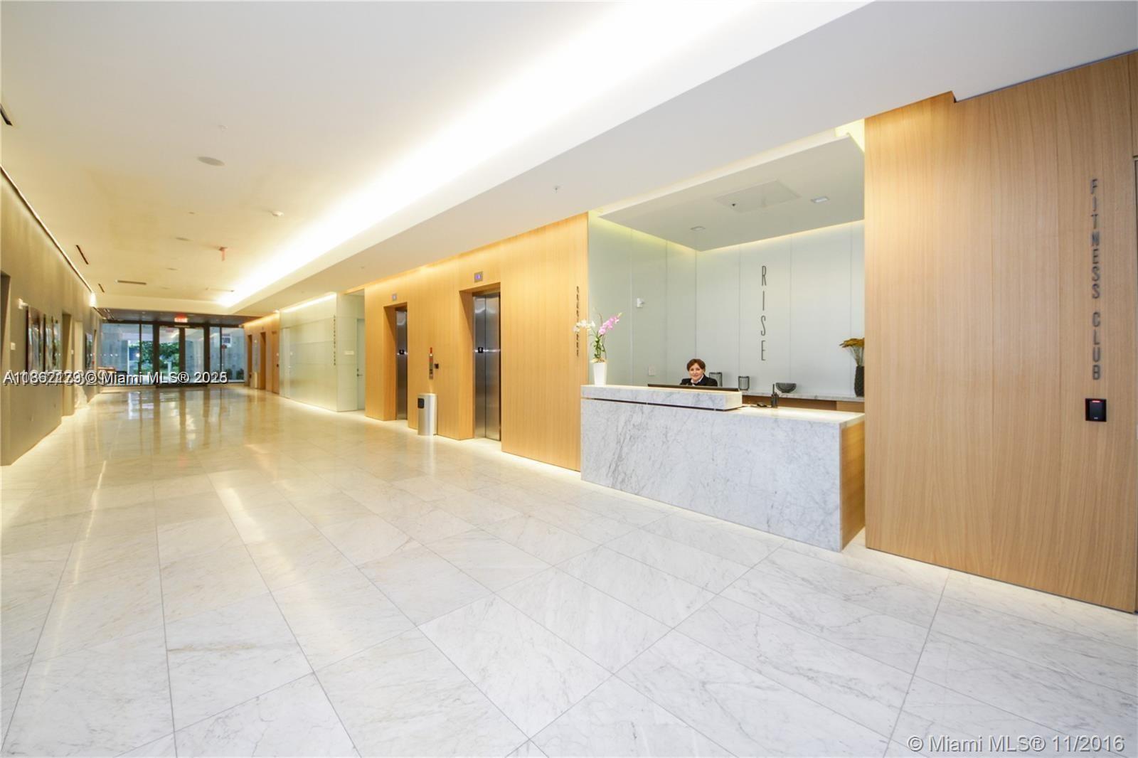 88 SW 7th St #2605, Miami FL 33130
