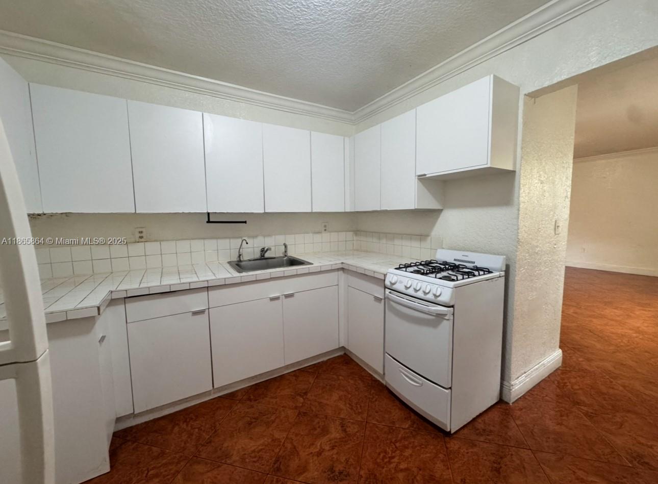 Property photo # 6