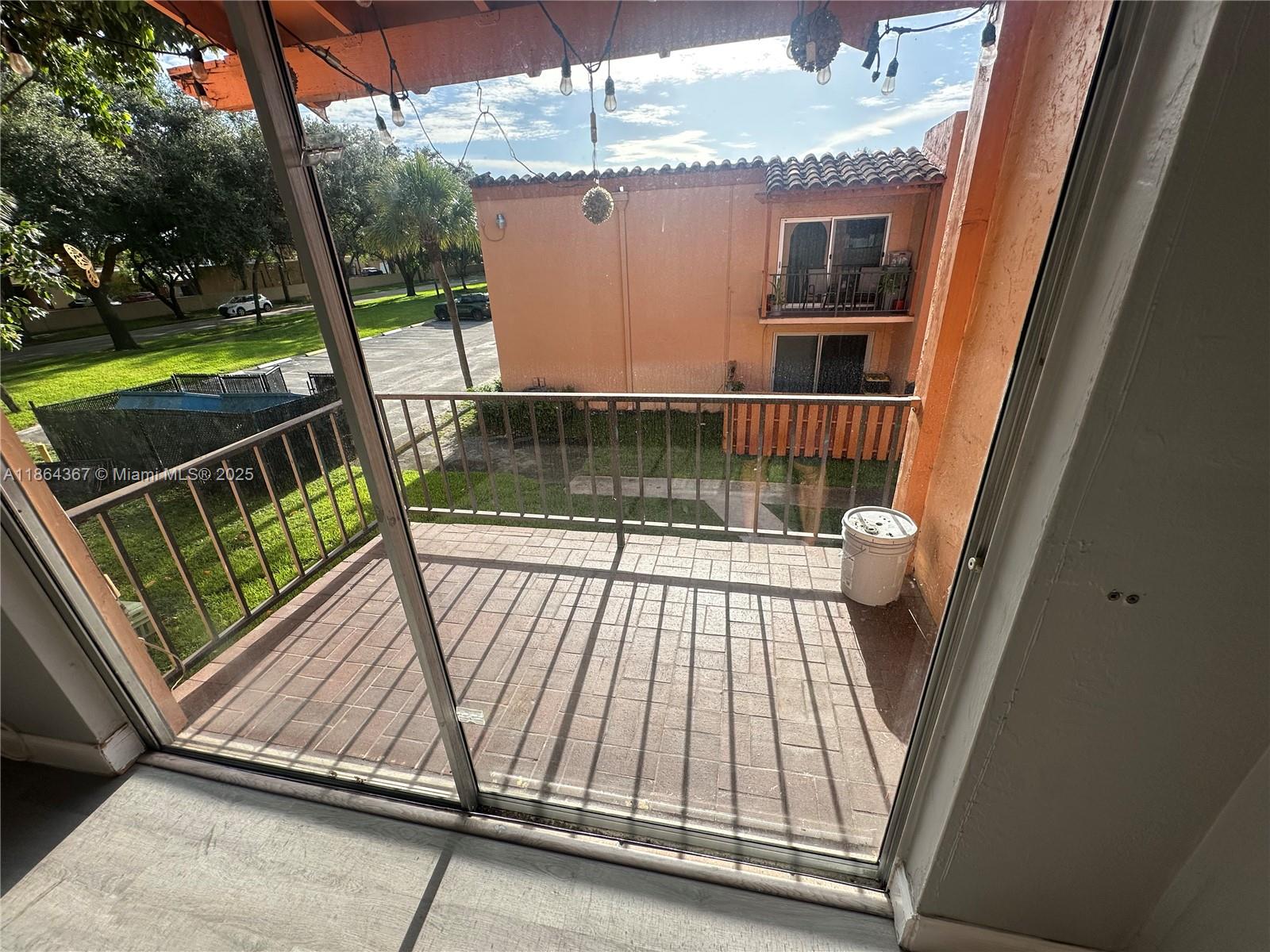Property photo # 0