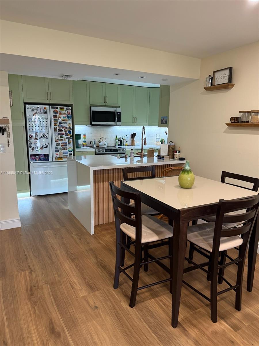 Property photo # 2