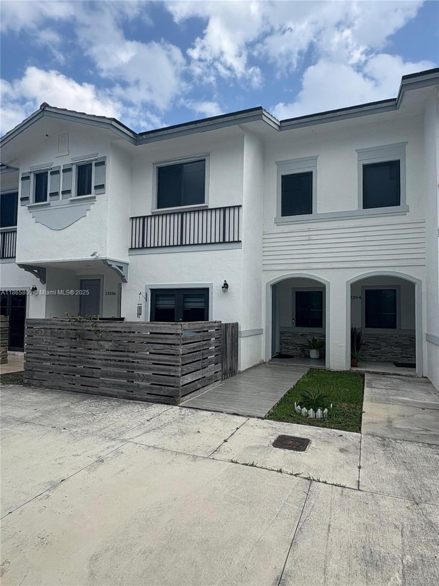 Tropical Breeze Townhouse