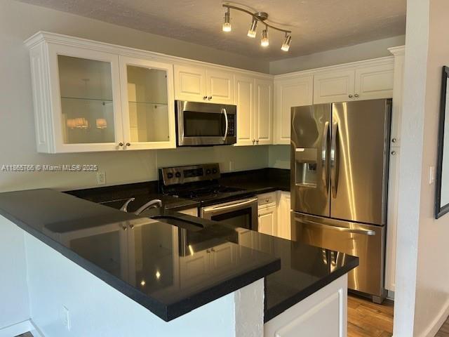 Property photo # 9