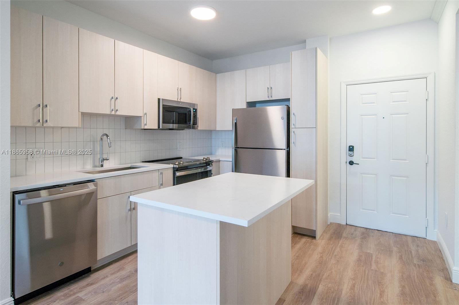 Property photo # 3