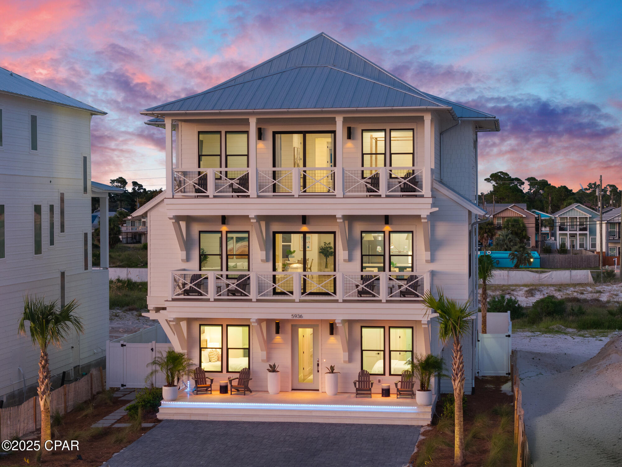 Image 2 For 5936 Gulf Drive