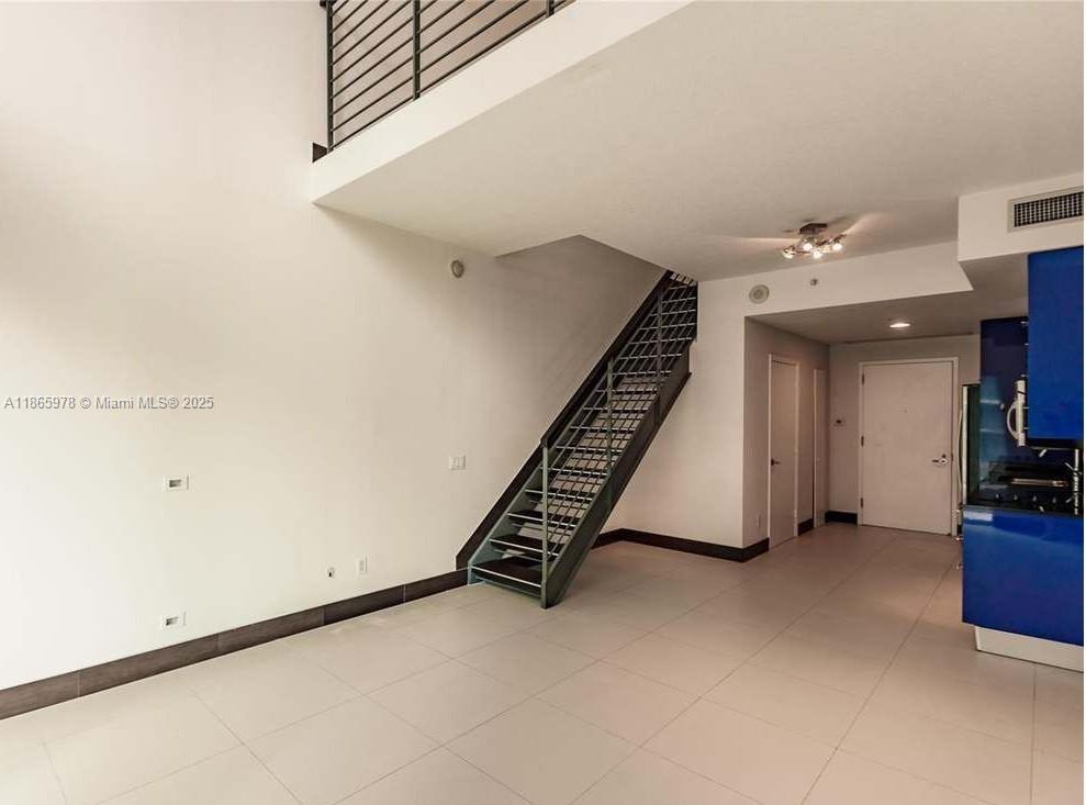 60 SW 13th St #2816, Miami FL 33130