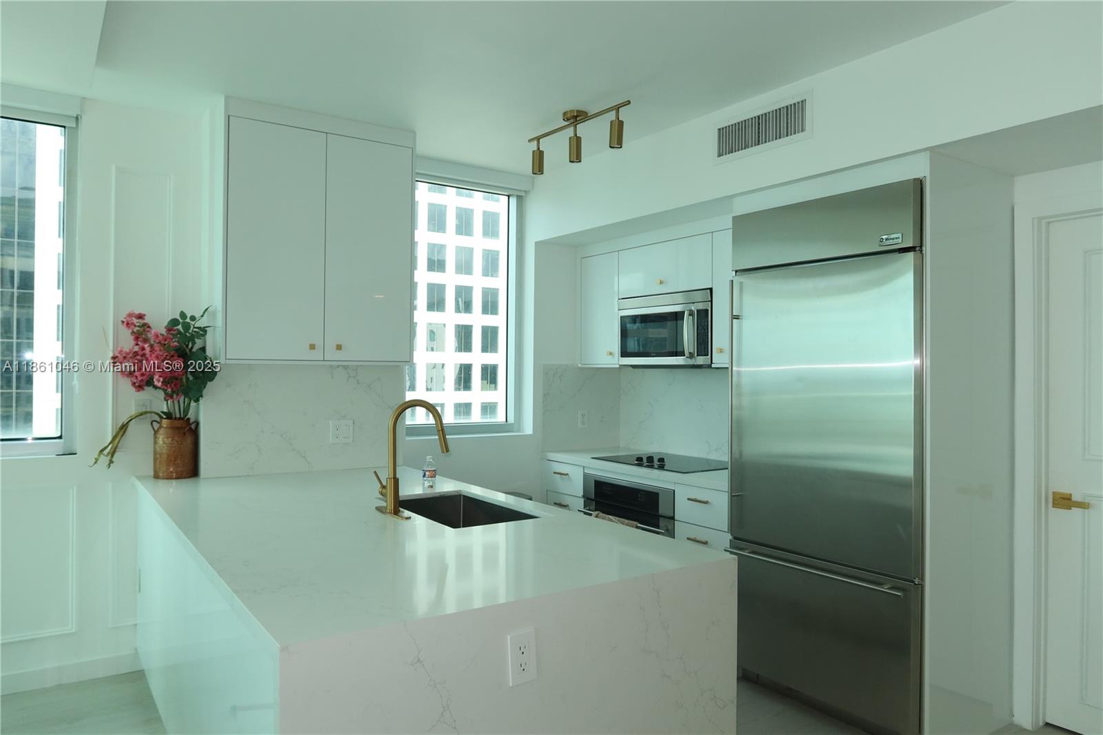 Property photo # 2